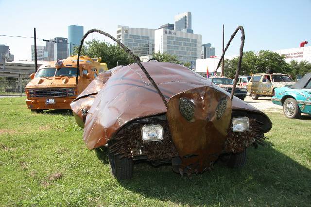 2006_ArtCar_1_Ball 030 